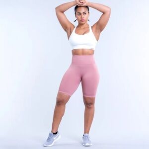 DFYNE Dynamic Shorts - BRICK NWOT